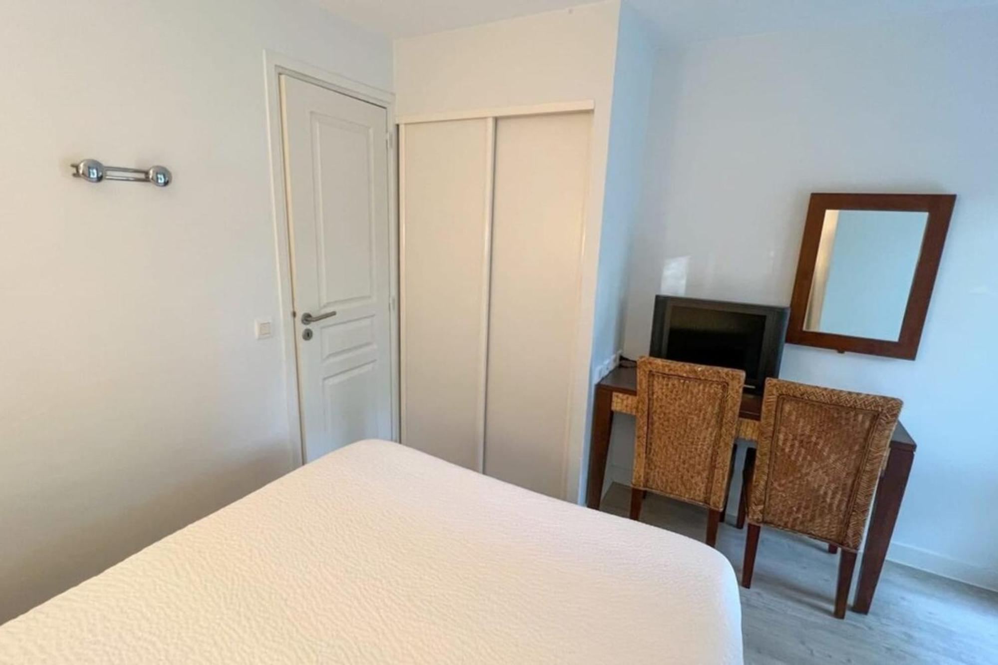 6-Person Apartment With Swimming Pool Tennis Court And Free Parking 25 Le Touquet Ngoại thất bức ảnh